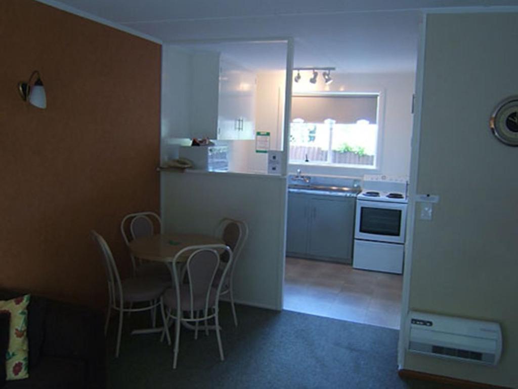 טימארו 12 White Star Motel חדר תמונה